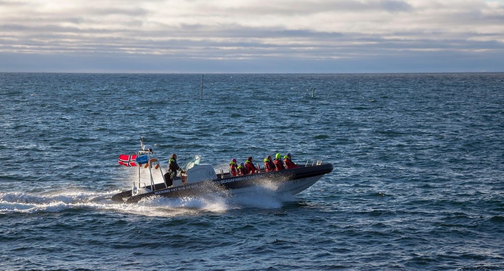 Exploring the World with a Tourist Guide